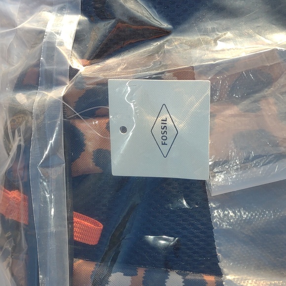 🙀FOSSIL Sport Backpack in Cheetah - Picture 10 of 11